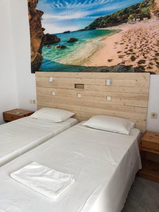 Antonis Hotel Kéfalos エクステリア 写真