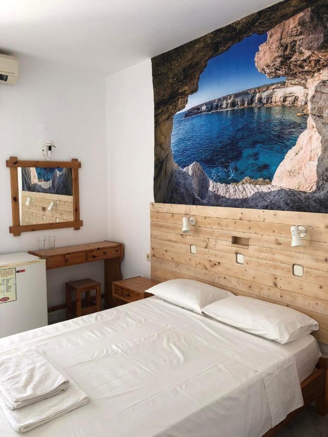 Antonis Hotel Kéfalos エクステリア 写真