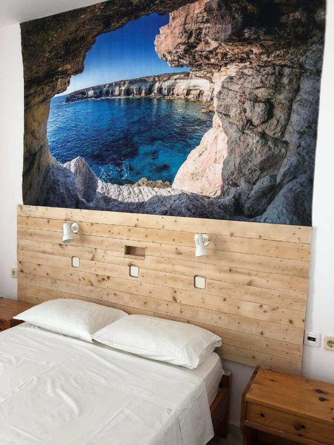 Antonis Hotel Kéfalos エクステリア 写真