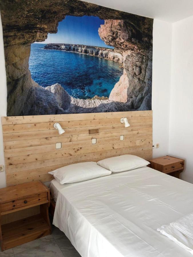Antonis Hotel Kéfalos エクステリア 写真